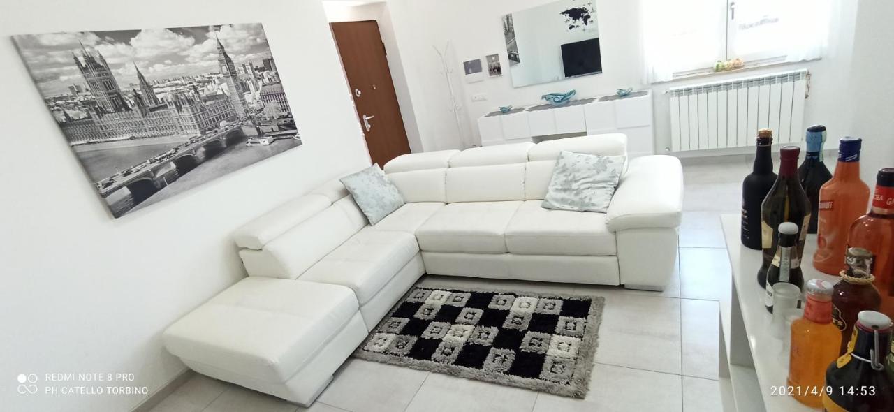La Villa Degli Dei - Guest House كاستيلاّماري دي ستا المظهر الخارجي الصورة
