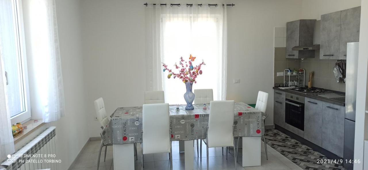 La Villa Degli Dei - Guest House كاستيلاّماري دي ستا المظهر الخارجي الصورة